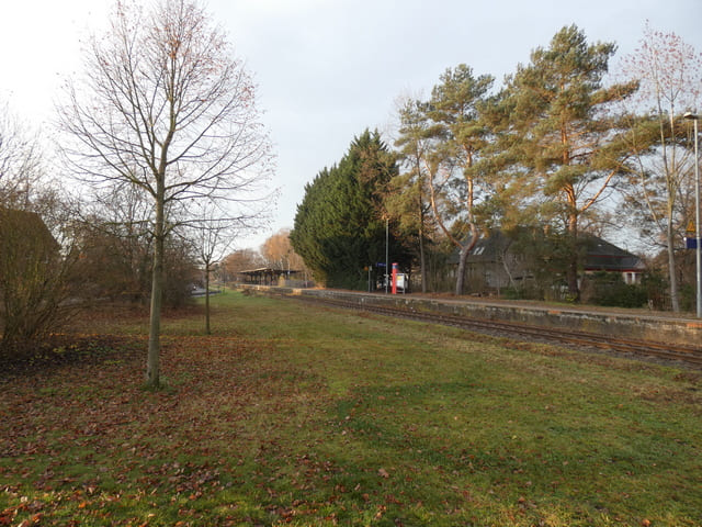 Bahnhof Ahrensfelde Friedhof