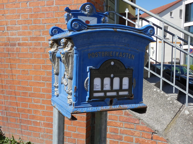 Altes Kaiserliches Postamt, historischer Briefkasten