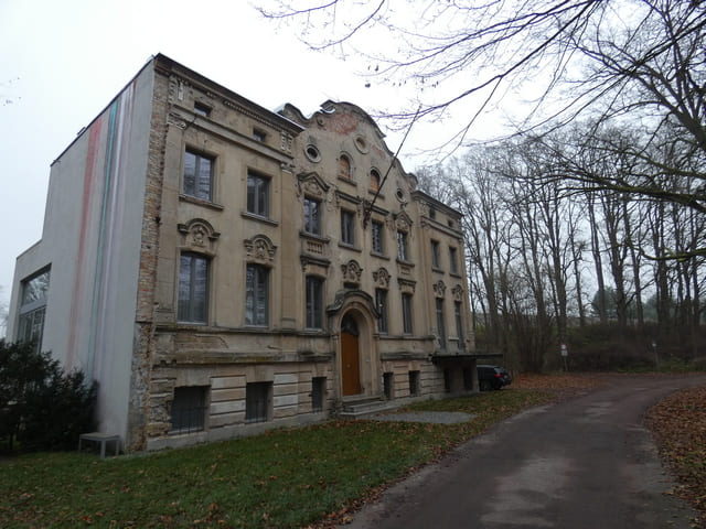 Wehrmühle, Verwaltungsgebäude