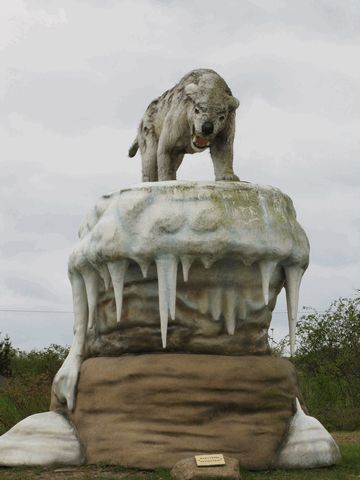 Geopark - Nachbildung eines Säbelzahntigers