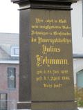 Kirchhof, Grab des Bauerngutsbesitzers Julius Lehmann
