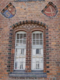 Altstädtisches Rathaus, Wappenblenden der Zünfte