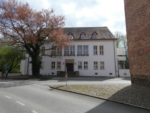 Ehemaliges Herrenhaus (heute Amtsgericht)