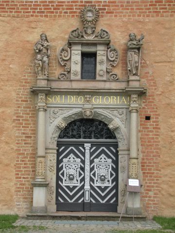 Klosterkirche St. Marien, Portal