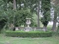 Grabstätte im Schlosspark