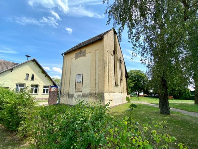 Kirche Bahnitz<BR />Foto von Ulrich Gießmann