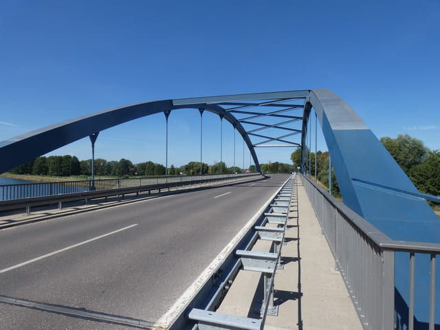 Straßenbrücke Paretz