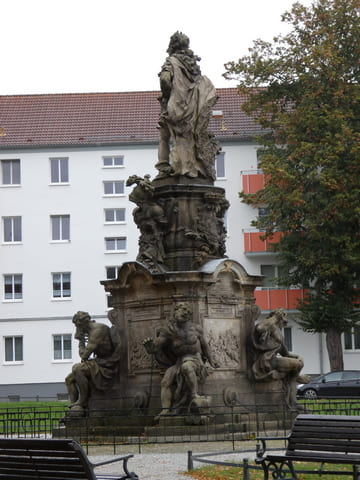 Denkmal des Großen Kurfürsten am Schleusenplatz