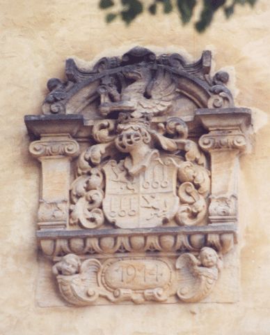 Ornament an der Schloss-Fassade