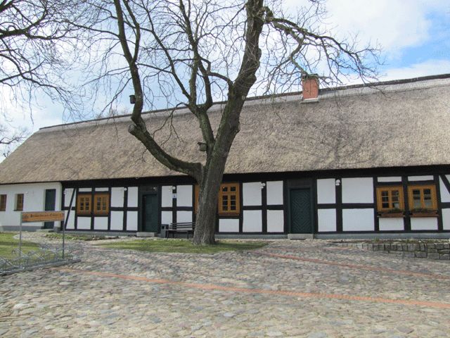 Heimatmuseum - ehemaliges Kolonistenhaus  und ältestes Haus Erkners