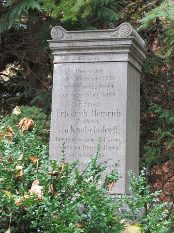 Grabstein Ernst Friedrich Heinrich von Knobelsdorff