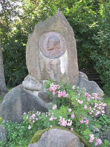 Gedenkstein Heinrich Theodor Fontane
