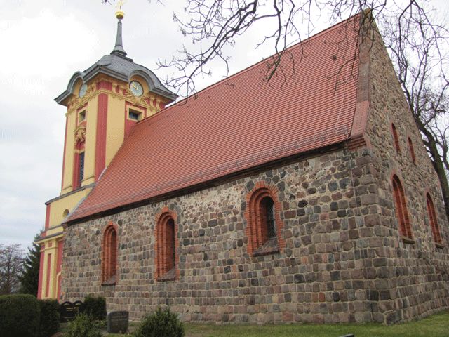 Feldsteinkirche