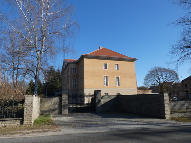 Schloss Garzau
