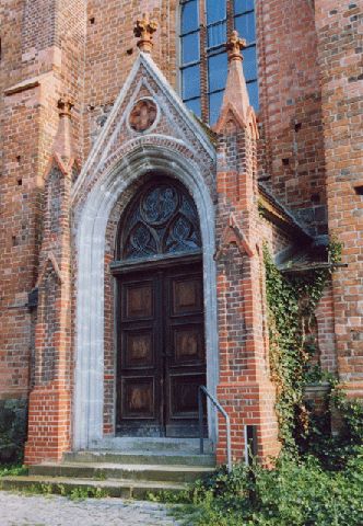 Stadtpfarrkirche St. Marien, Portal