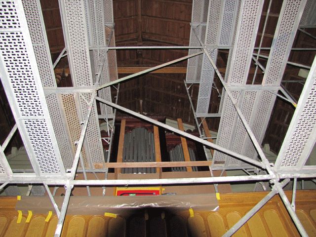 Restaurierungsarbeiten in der Kirche