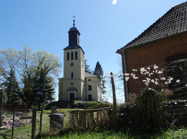 Kirche Neutornow