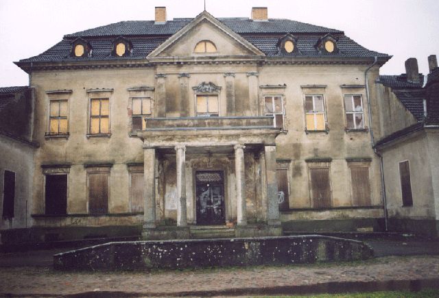 Schloss Prötzel - Vorderseite