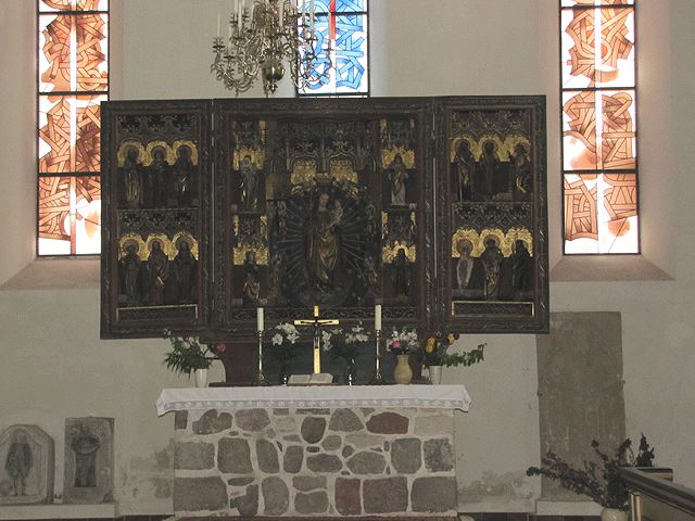 Stadtkirche St. Marien, Altar