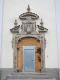 Schlosskirche Altlandsberg, Portal