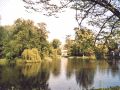 Weiher mit Blick zum Gutshaus