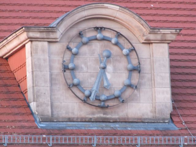 Uhr am Schloss Oranienburg