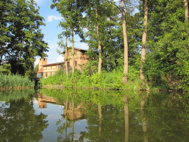 Blick vom Großen Wentowsee auf die Mühle Tornow