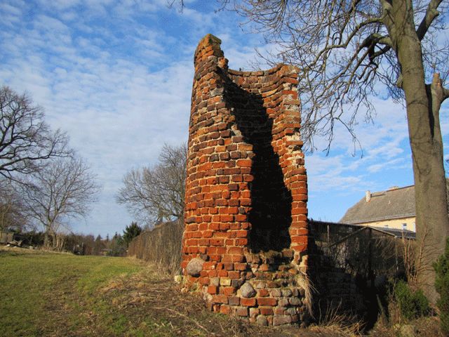 Turmruine der Wasserburg