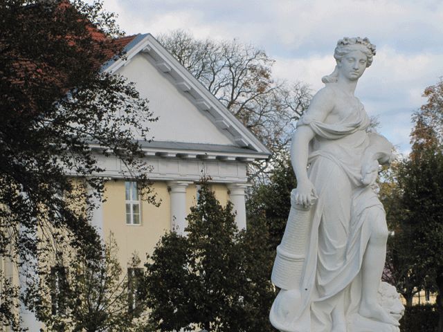 Skulptur am Schlosspark