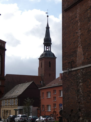 Blick vom Gröpertor zur Heiliggeistkirche