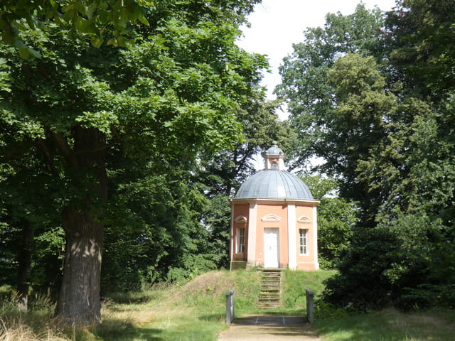 Pavillon im Schlosspark