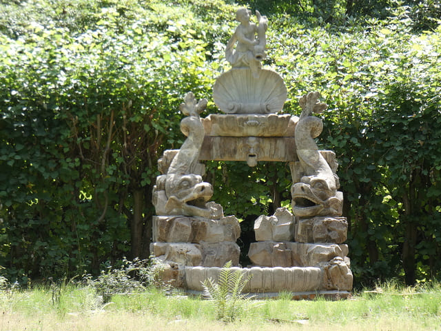 Brunnen am Schloss