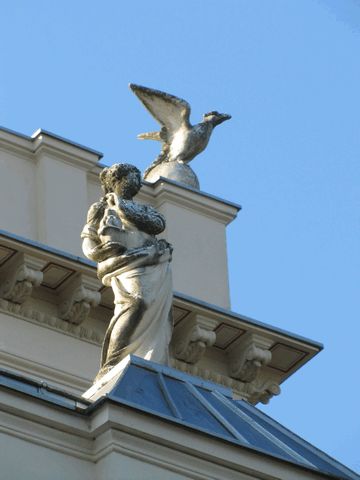 Schloss Zinnitz, Skulptur