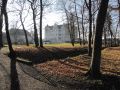 Schlosspark mit Blick zum Schloss