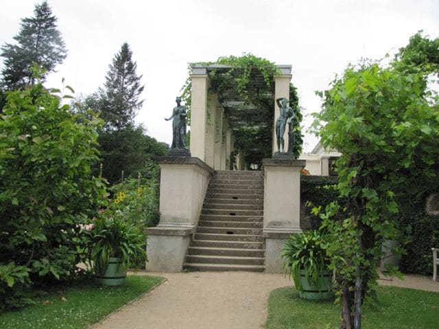 Schloss Charlottenhof