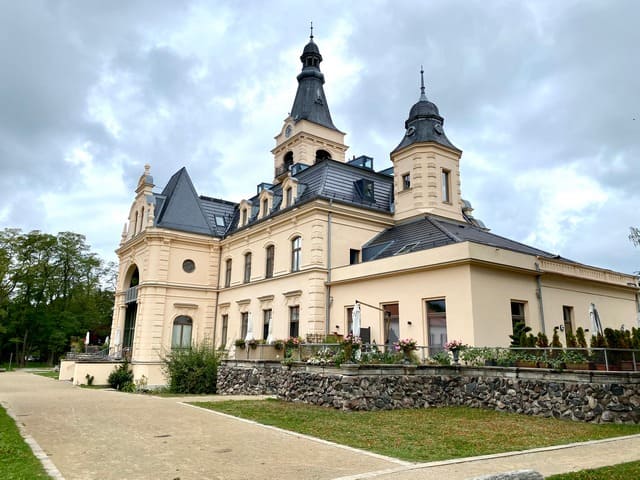 Schloss Güterfelde (Gütergotz)<BR />Foto von Ulrich Gießmann