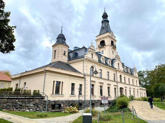 Schloss Güterfelde (Gütergotz)<BR />Foto von Ulrich Gießmann