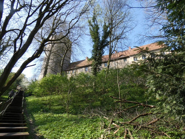 Aufstieg zur Burg Rabenstein