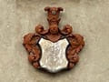 Wappen am Schloss Saarmund<BR />Foto von Ulrich Gießmann