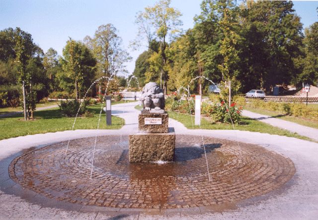 Springbrunnen mit Wassermann Nykus