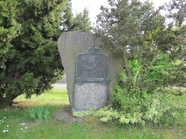 Ferdinand-von-Lochow-Denkmal