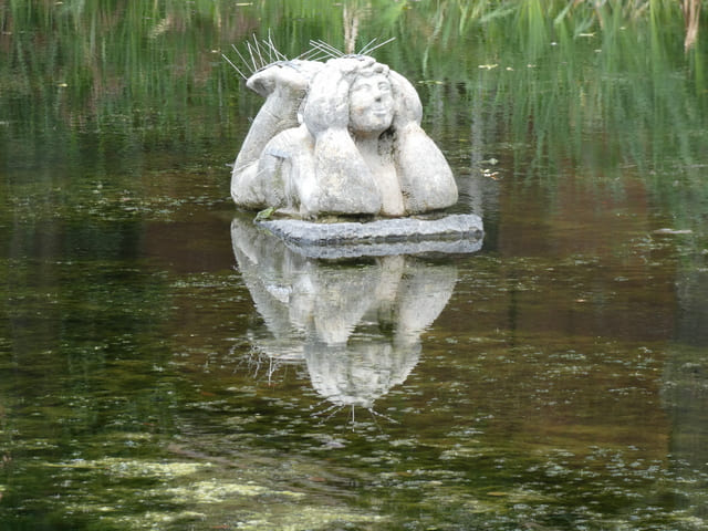 Skulptur "Werbeline"