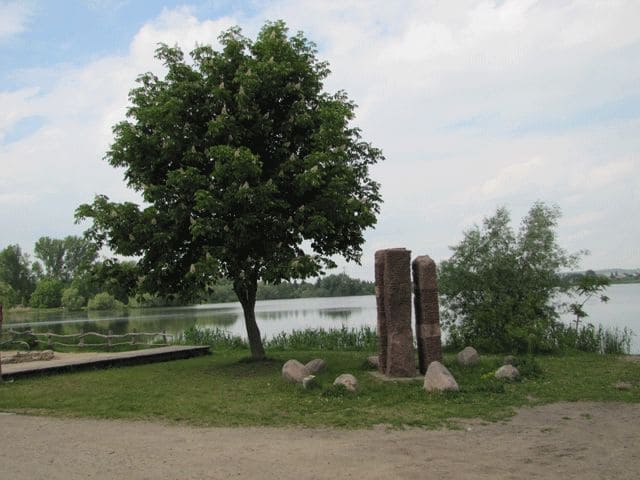 Skulptur "Magischer Kreis" am Mündesee
