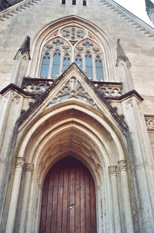 Kirche - Eingangsportal