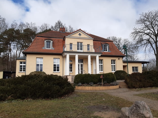 Giutshaus Blütenberg