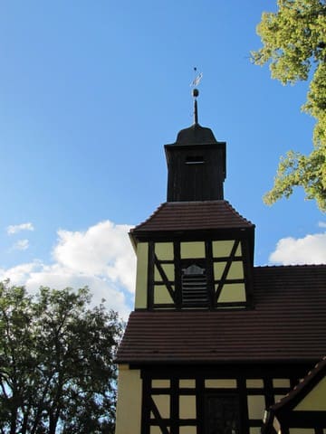 Kirche Tuchen