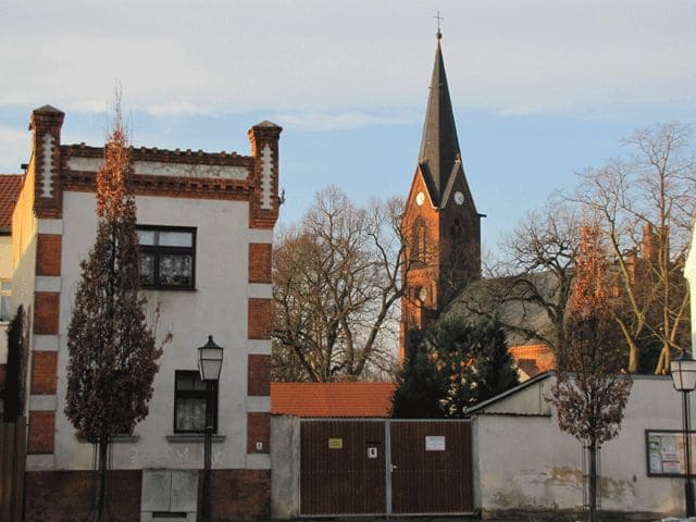 Blick vom Markt zur Kirche