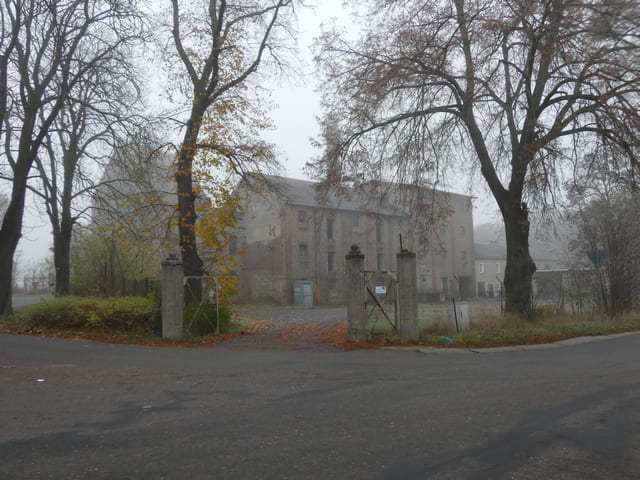 Leerstand an der Alten Hirschfelder Straße