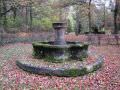 Lazarus-Brunnen auf dem Ostkirchhof