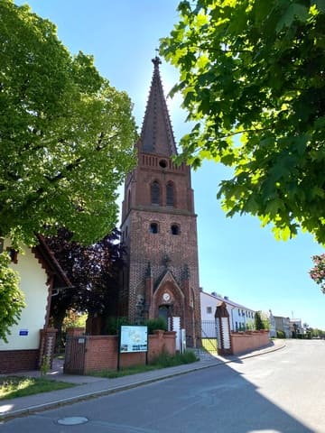 Kirche Wust<BR />Foto von Ulrich Gießmann